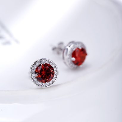 Silver 925 Earring decorated by red crystal bezel