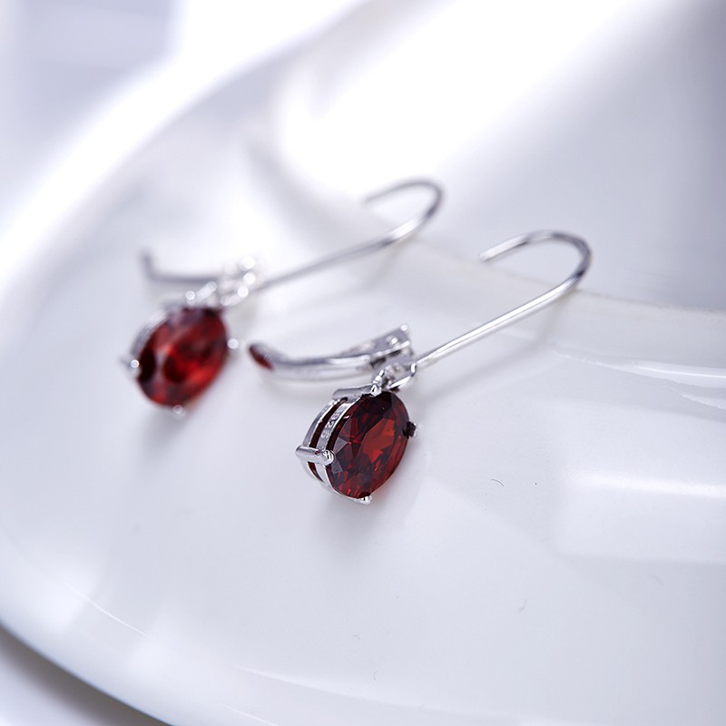 Silver 925 Earring decorated by red crystal bezel