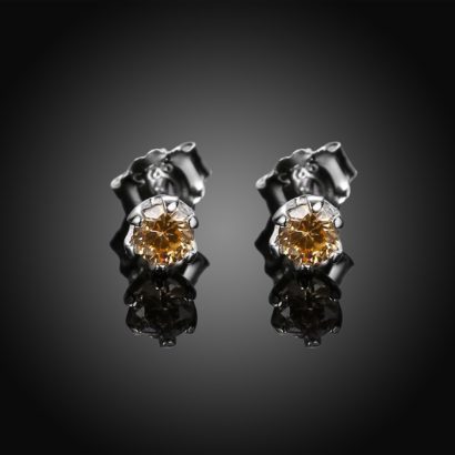 Silver 925 Earring decorated by champagne crystal bezel