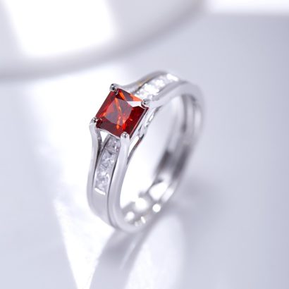 Luxurious silver 925 twins rings inlaid with red zircon and side white special crystals