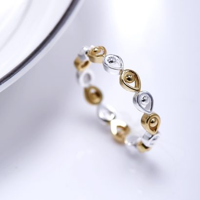 Water drop ring has an innovative design made from 925 silver and plated with pure gold 18k, for gifts