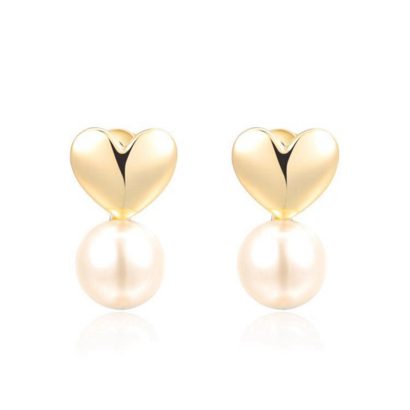 The connected heart and Pearl earring is three times gold plated