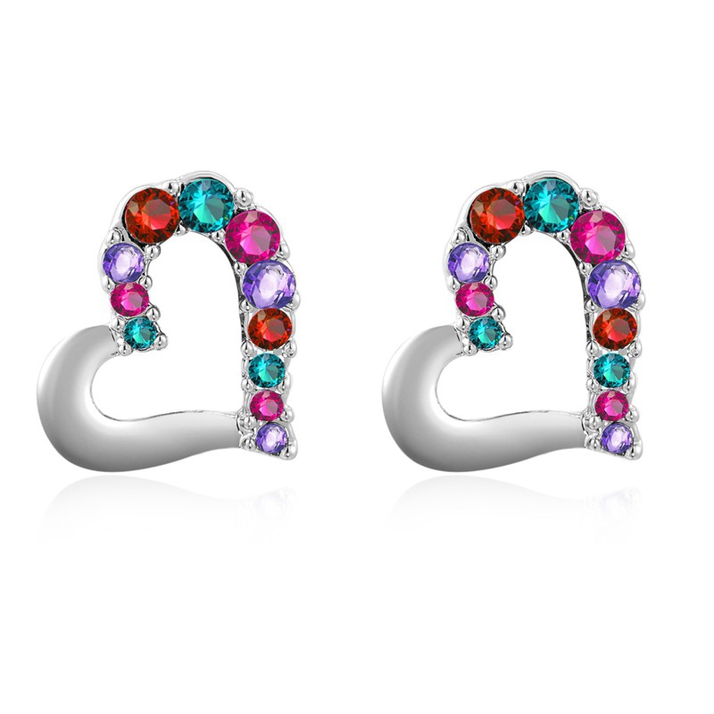 The heart earring is three times gold plated inlaid with colored crystals