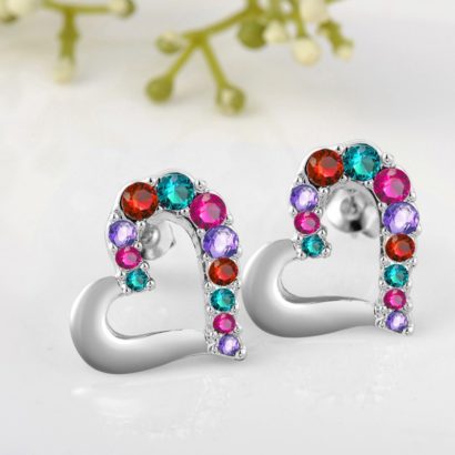The heart earring is three times gold plated inlaid with colored crystals