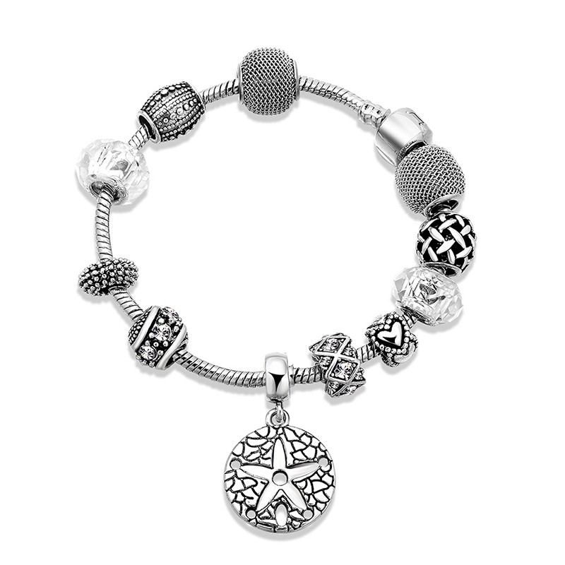 Silver sea star bangle inlaid with crystals diamond and special ornaments